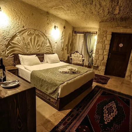 מלון Mahzen Cave אורגופ